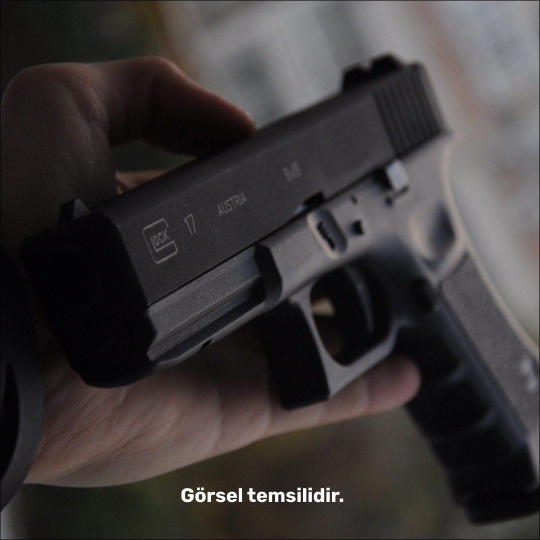 Tarsus'ta Okul Çantasından Silah Çıktı: Baba Gözaltına Alındı