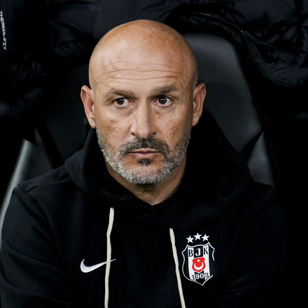 Vincenzo Italiano’dan Napoli Yönetimine Çarpıcı İletişim Çıkışı