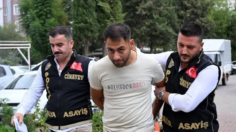 Antalya’daki Cinayet Zanlısı Konya’da Teslim Oldu