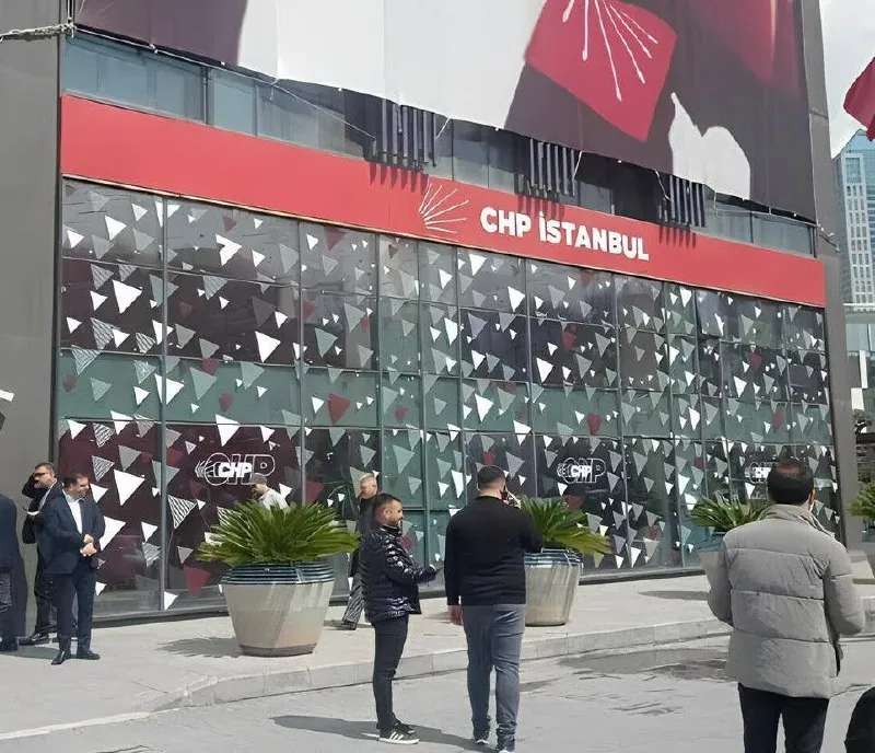 CHP İstanbul İl Kongresi İptali Davasında Karar Ertelendi