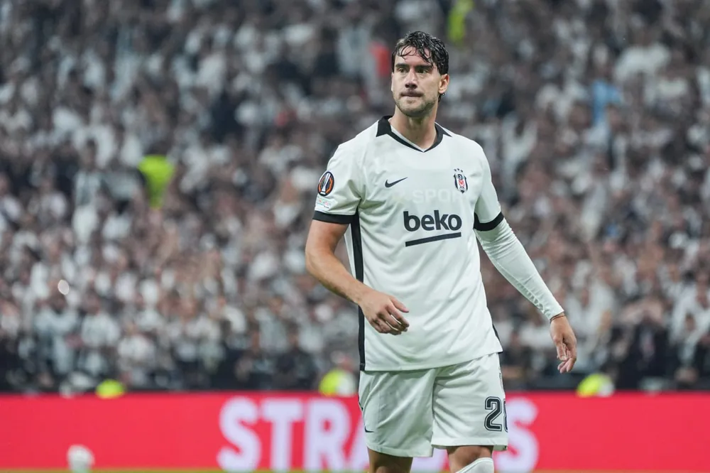 Beşiktaş’ta Dusan Vlahovic’ten Hoffenheim Maçı Öncesi Sağlık Endişesi