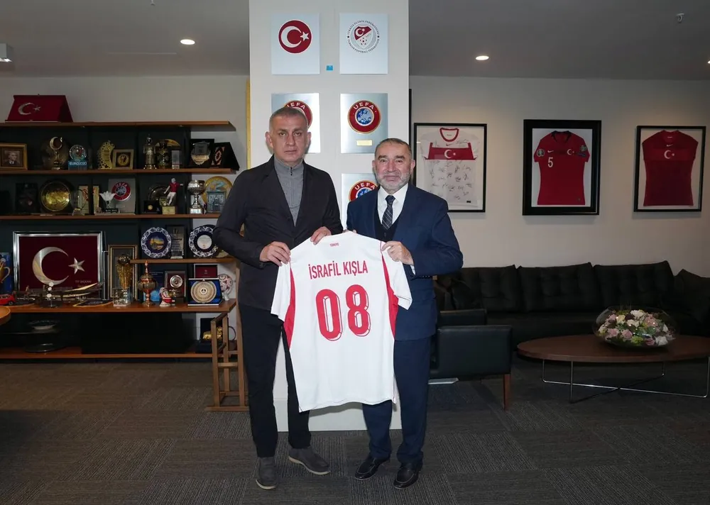 Cumhurbaşkanı Başdanışmanı Kışla’dan TFF Başkanı Hacıosmanoğlu’na Ziyaret