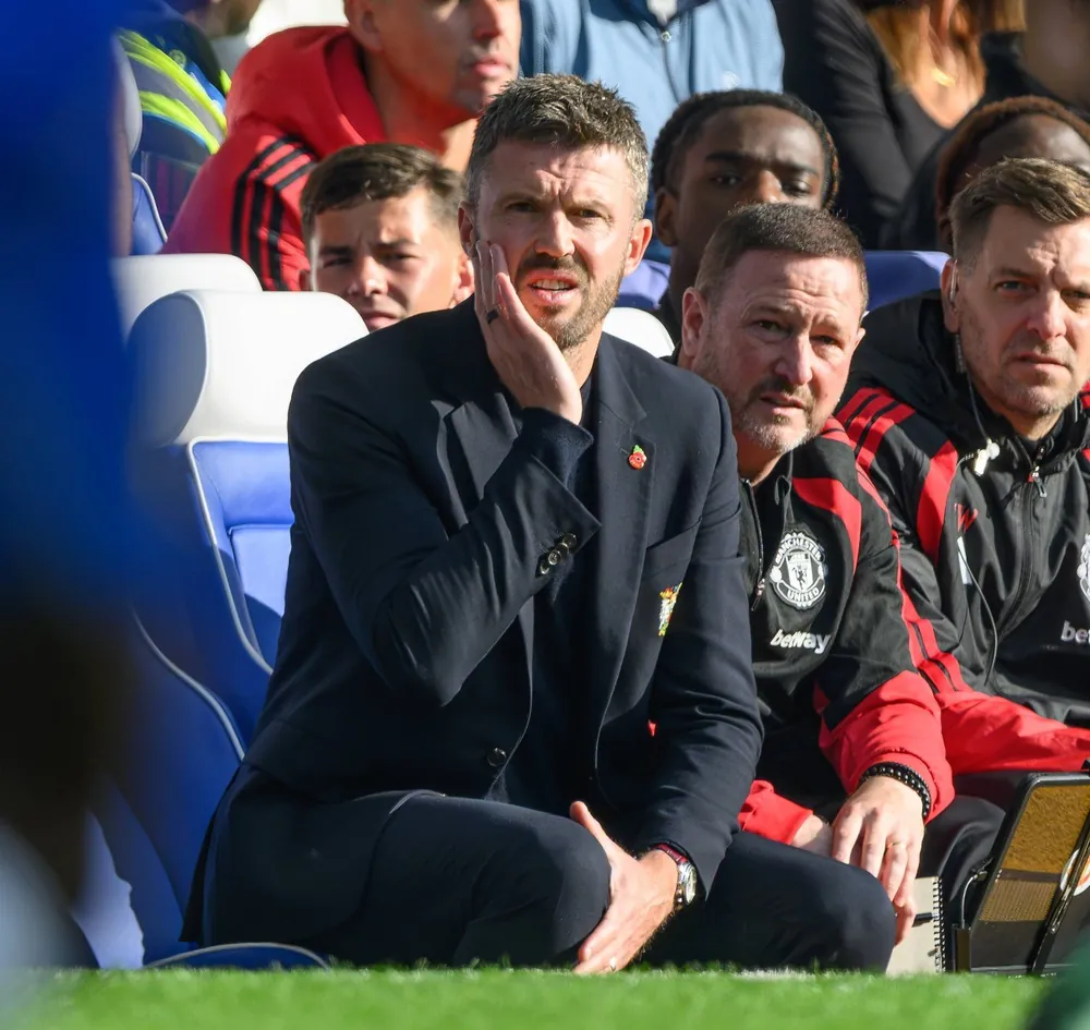 Manchester United’da Kriz Derinleşiyor: Stamford Bridge’de Sert Tepki