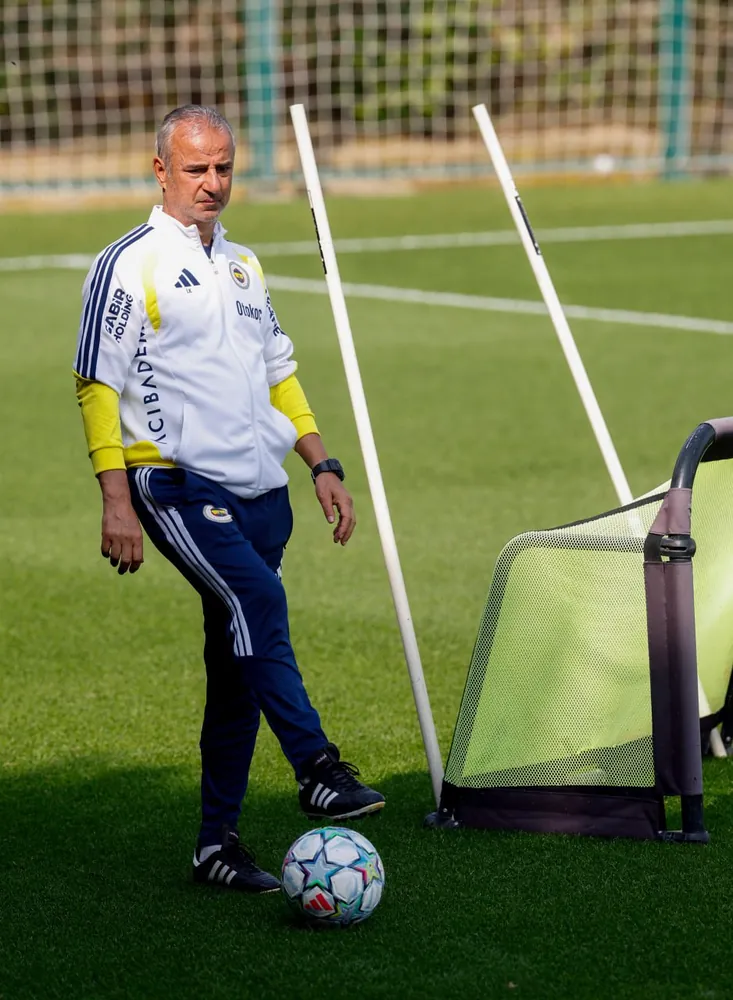 Fenerbahçe, Aston Villa Karşılaşması İçin Hazırlıklarını Sürdürüyor