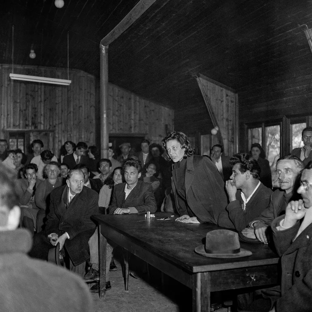 Ara Güler’in 1956 Macar Sığınmacılarını Konu Alan Eserleri Sergileniyor